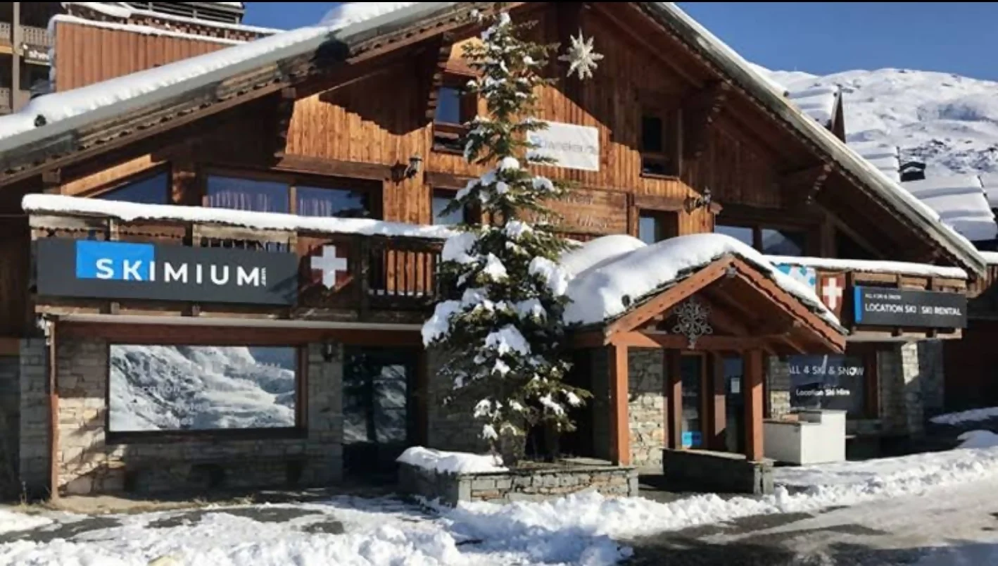 location combinaison de ski et snowboard aux Menuires rebety avec Orentees