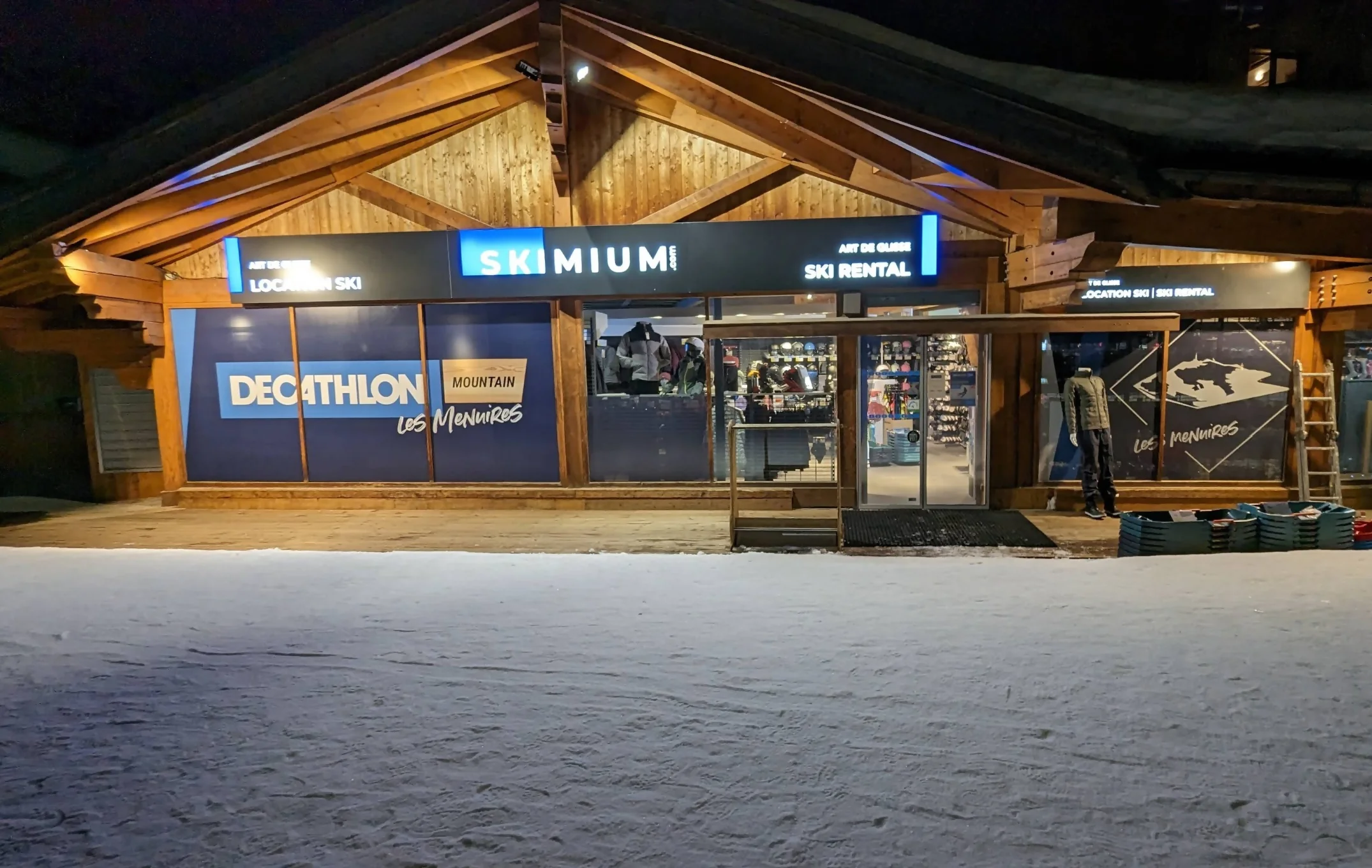 louez votre combinaison de ski et snowboard aux Menuires les bruyeres avec Orentees
